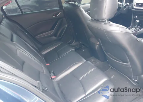 2018 Mazda Mazda3 Touring из США, поврежденный, VIN 3MZBN1V33JM214656